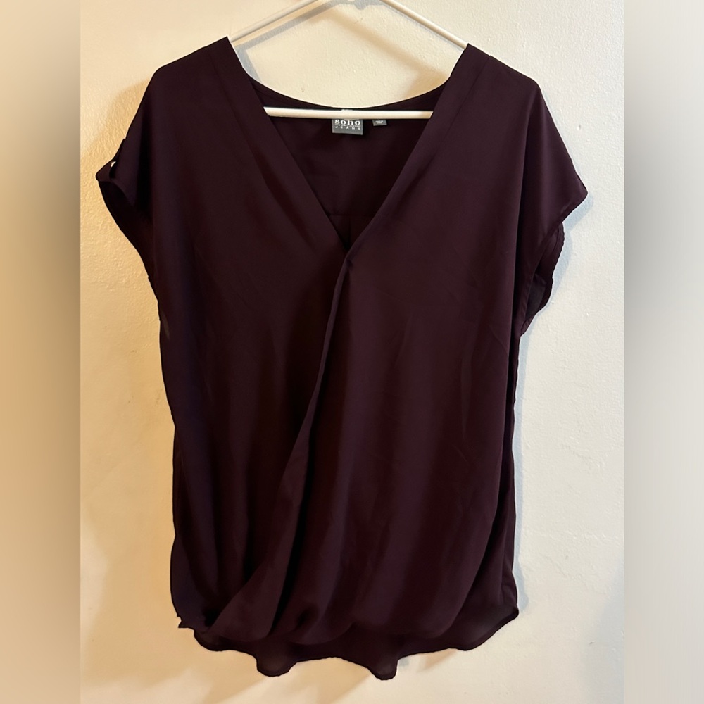 Soho jeans New York & Company burgundy blouse